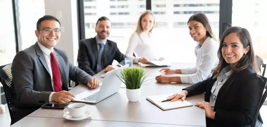 Konferencje i spotkania biznesowe – jak wybrać nocleg dla pracownika?